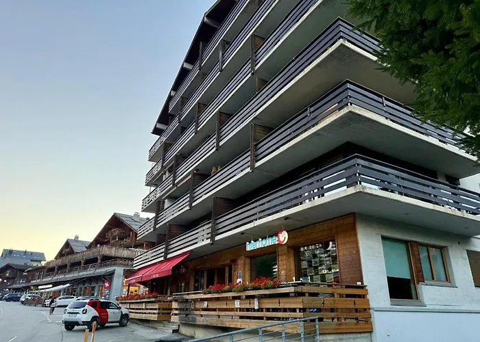 Au Centre De La Station Nendaz