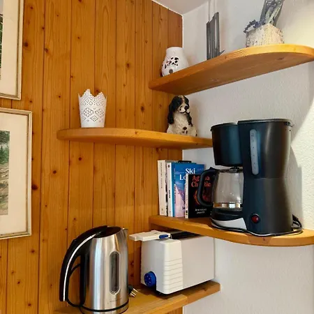 Au Centre De La Station *